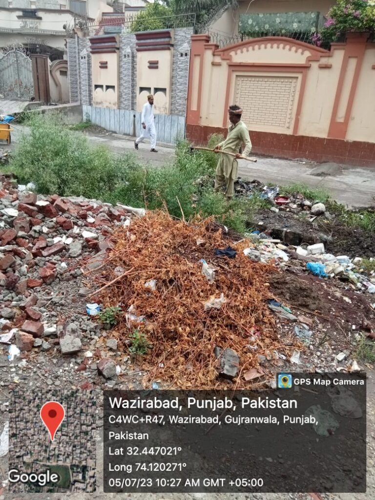 Cleaning Nallah balochi mohallah.